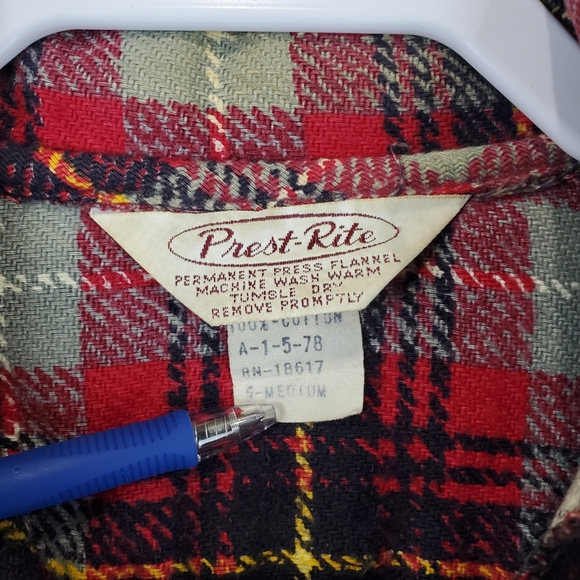 Vintage 1978 Prest Rite Red Plaid Flannel Button Up Shirt M Mens Pointed Collar! - Picture 4 of 14